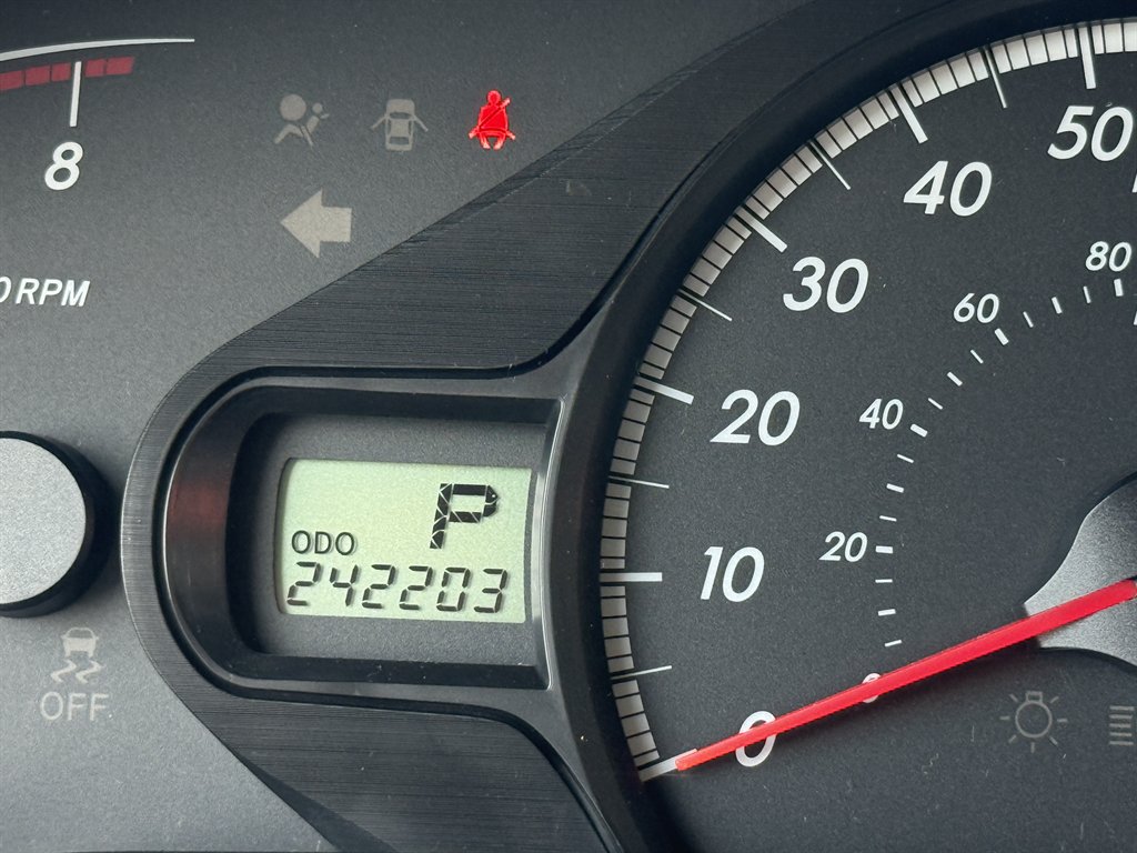 2011 Toyota Sienna LE - Photo 20