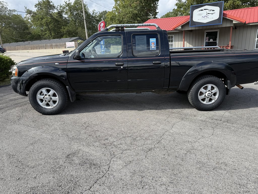 2003 Nissan Frontier SVE's photo