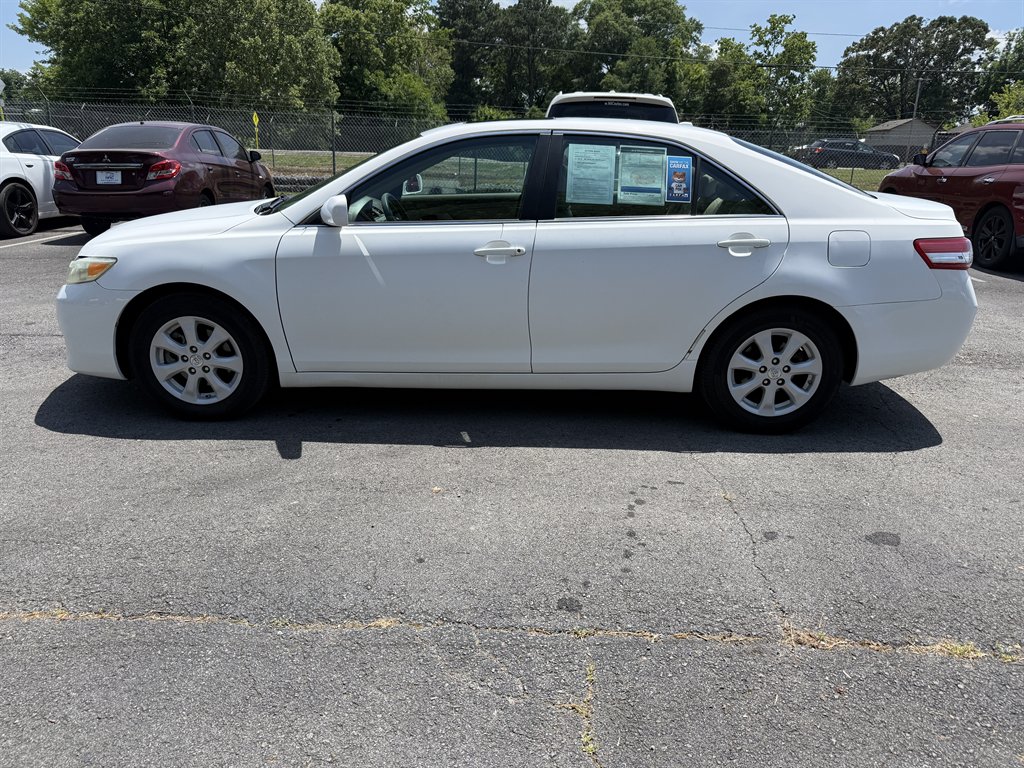 2010 Toyota Camry 2.5's photo
