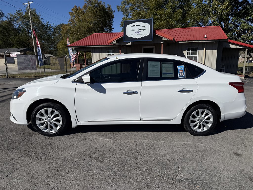2018 Nissan Sentra SV's photo